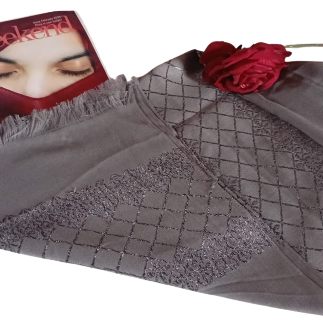 Embroidered Lawn Stoler